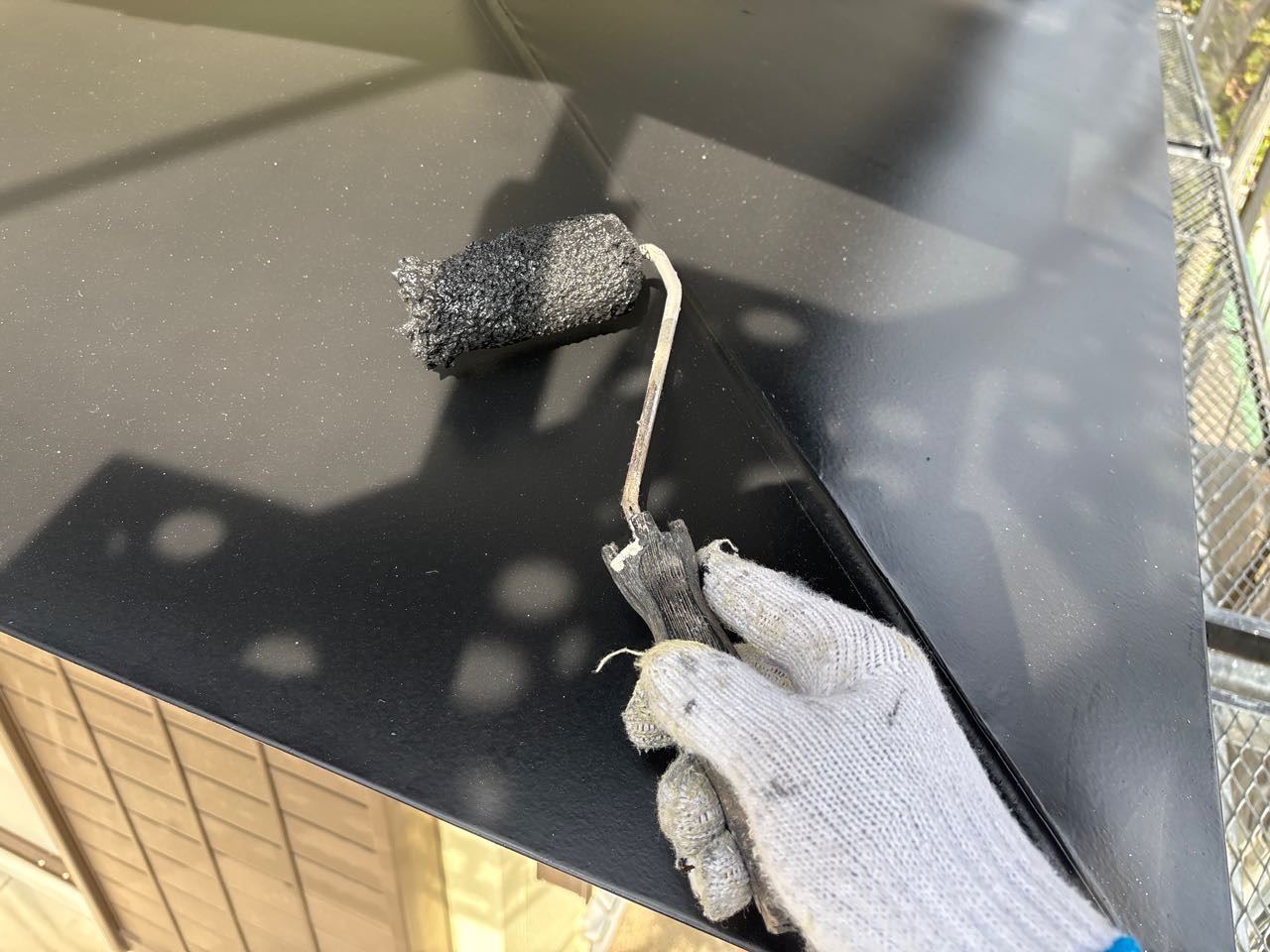 仕上げ塗装2回目です。
