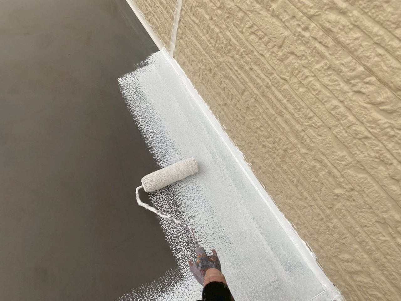 下塗りです。