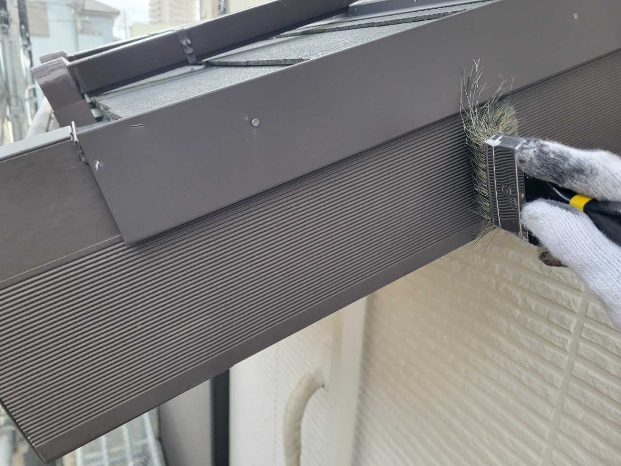ケレン作業です。