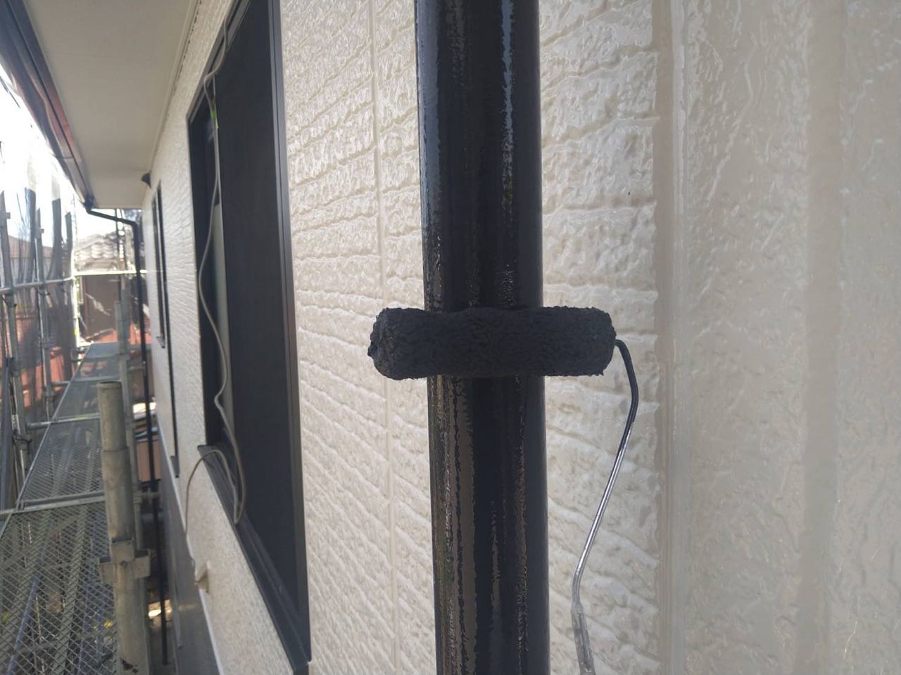 仕上げ塗装2回目です。