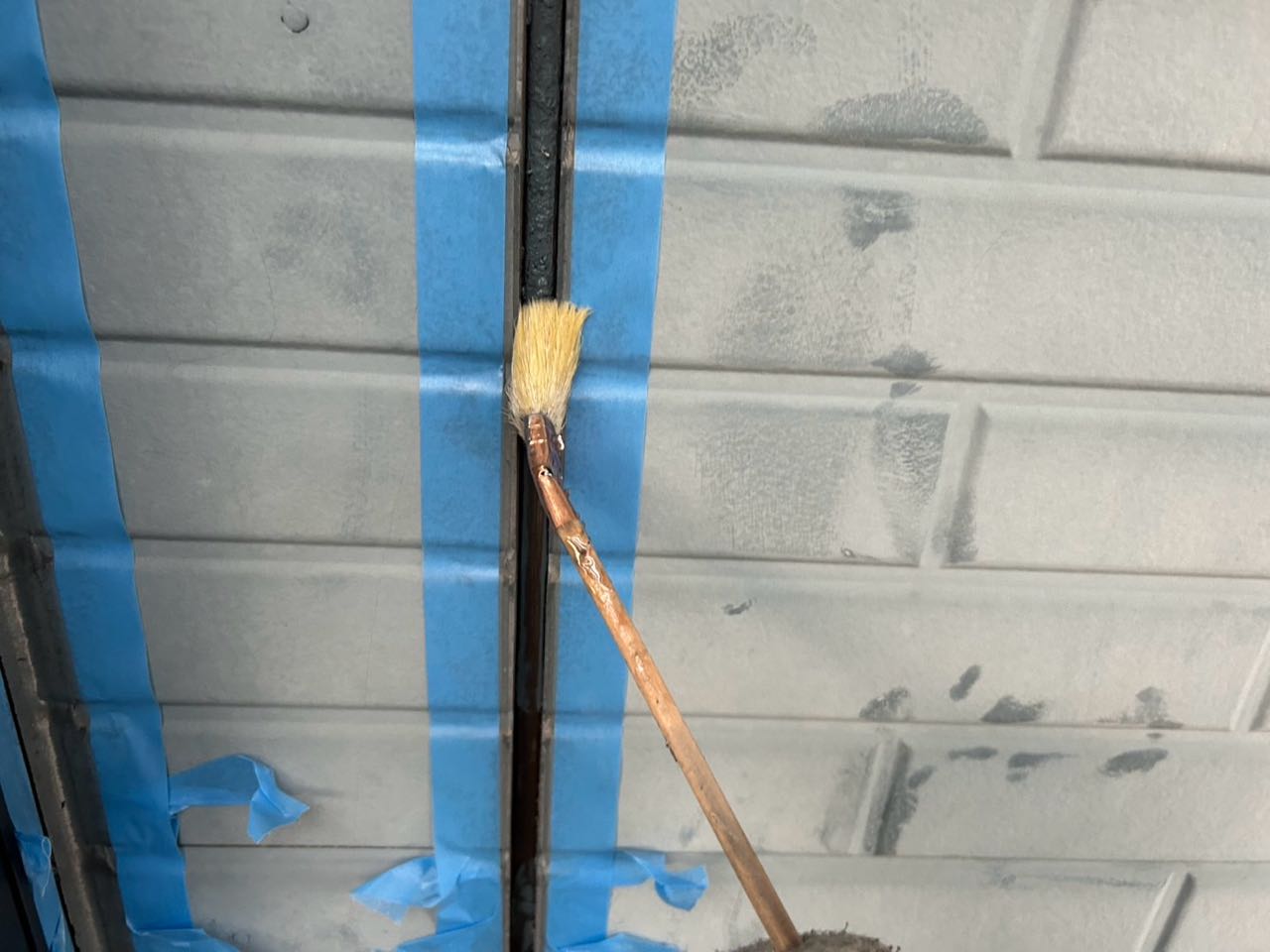 プライマー塗布します。