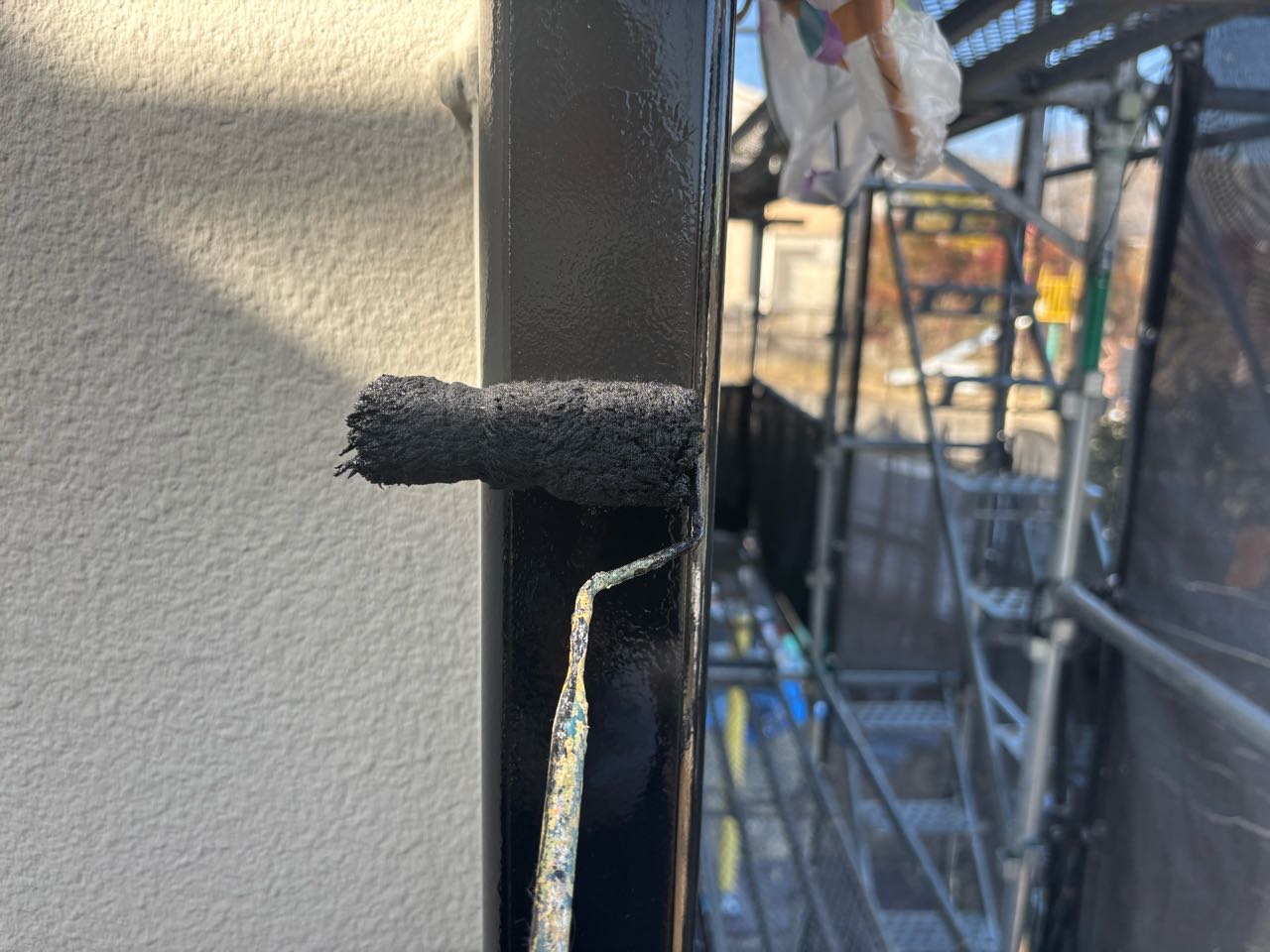 仕上げ塗装2回目です。