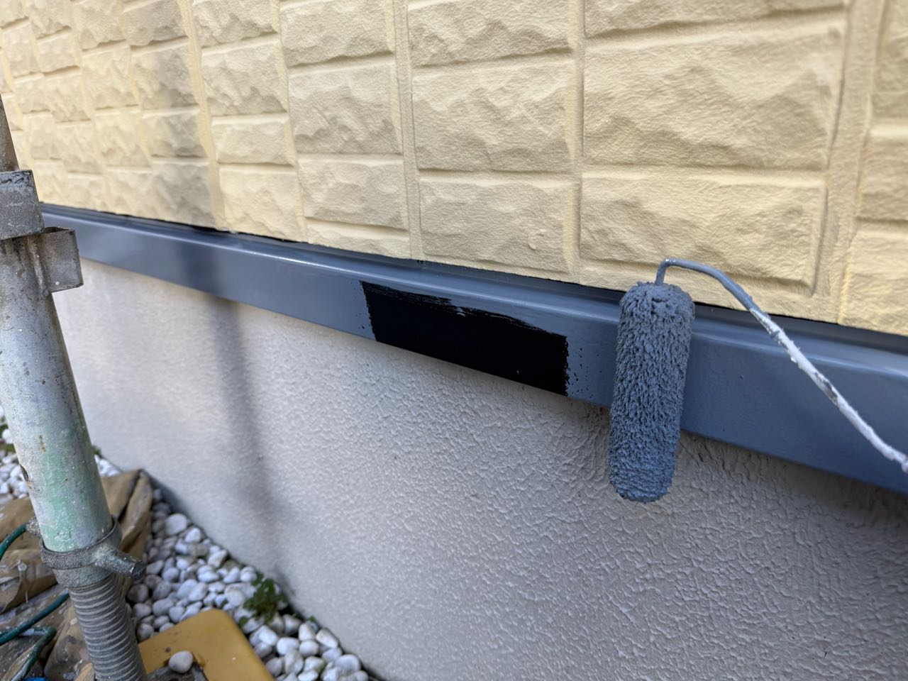 下塗りです。