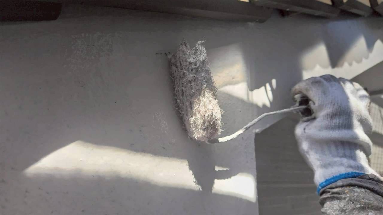 仕上げ塗装2回目です。