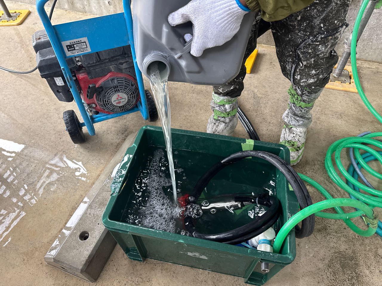 バイオ洗浄原液混入。