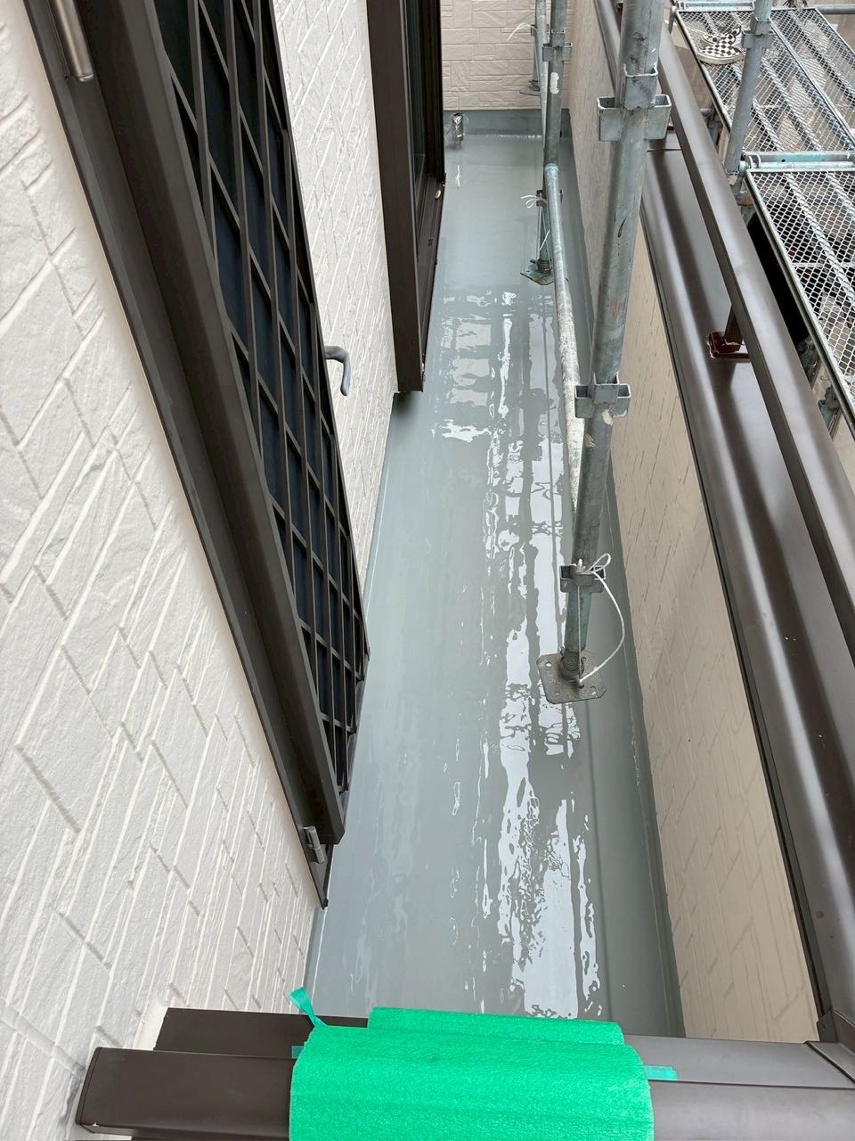 ウレタン防水塗布2回目。