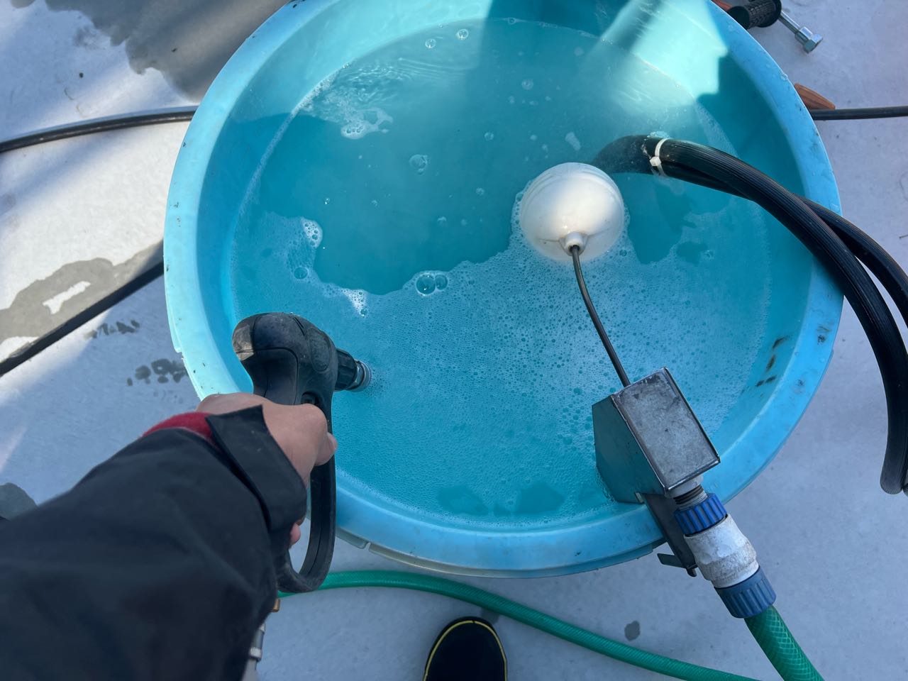 バイオ洗浄原液撹拌。