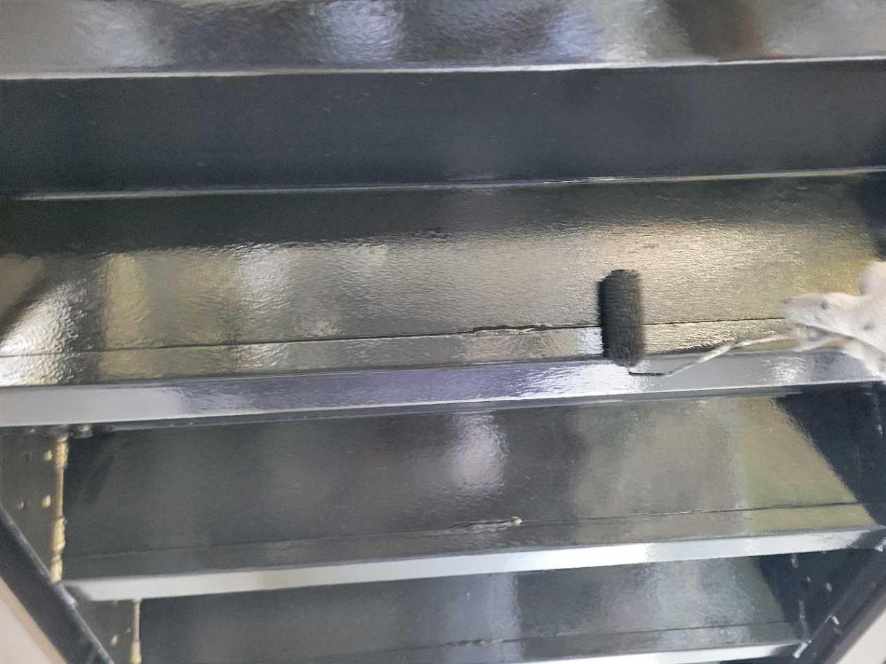 仕上げ塗装2回目です。