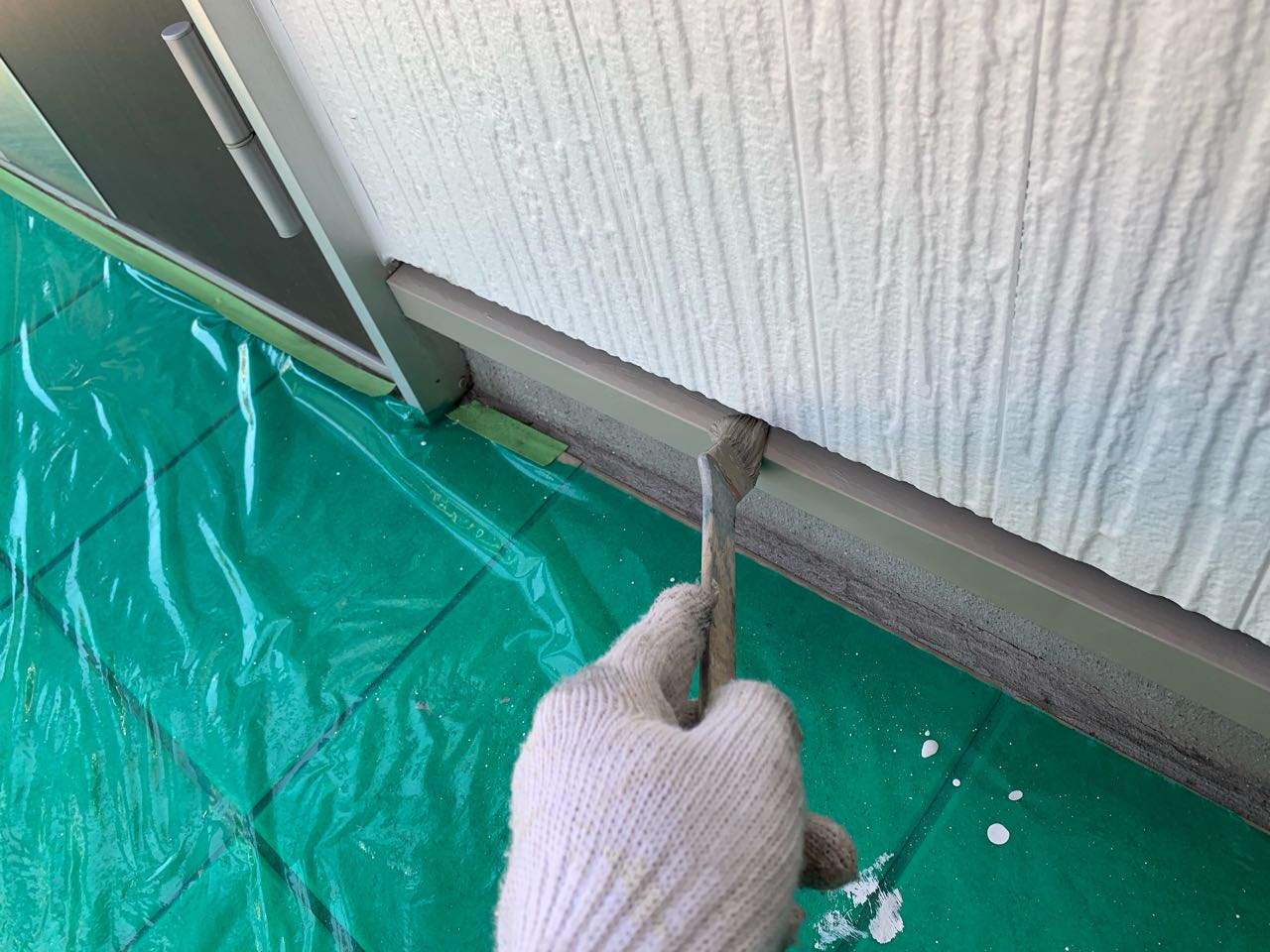 仕上げ塗装2回目です。