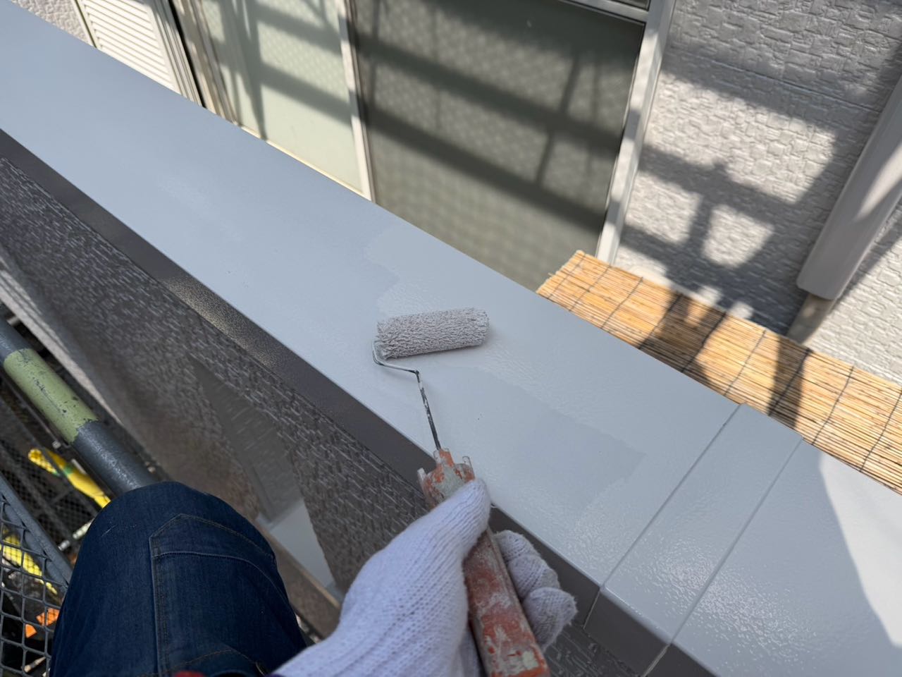 仕上げ塗装2回目です。