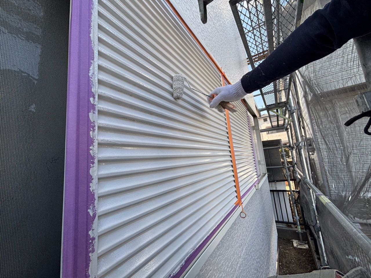 仕上げ塗装2回目です。