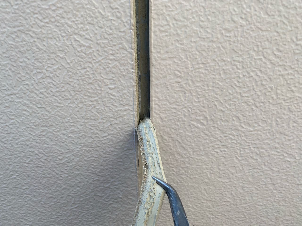 既設撤去します。