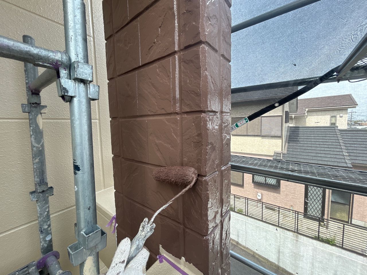 仕上げ塗装2回目です。