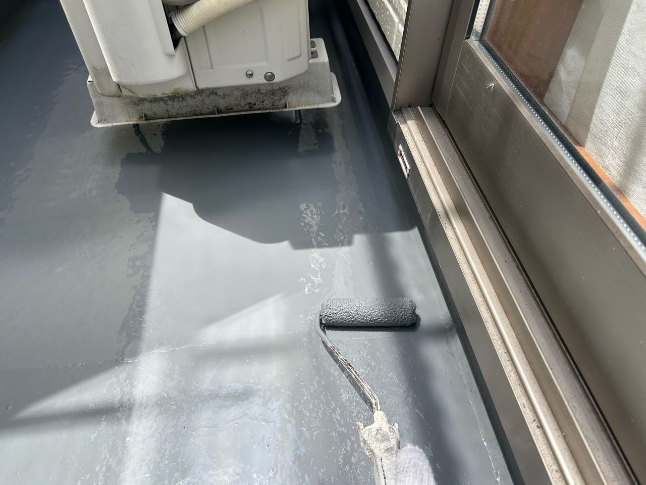 ウレタン防水塗布2回目。