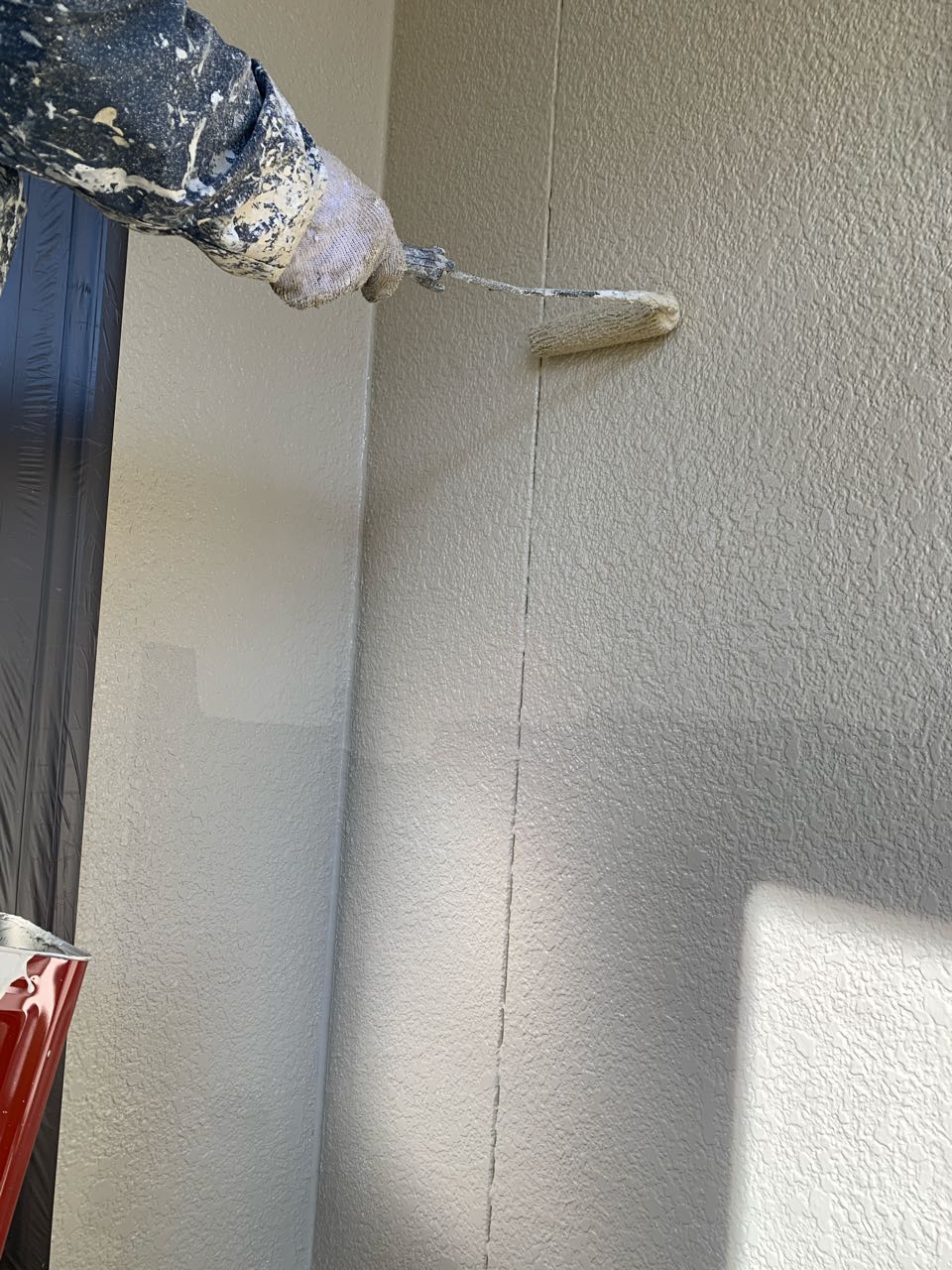 仕上げ塗装2回目です。