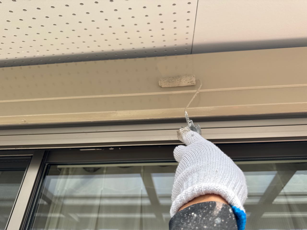 仕上げ塗装2回目です。