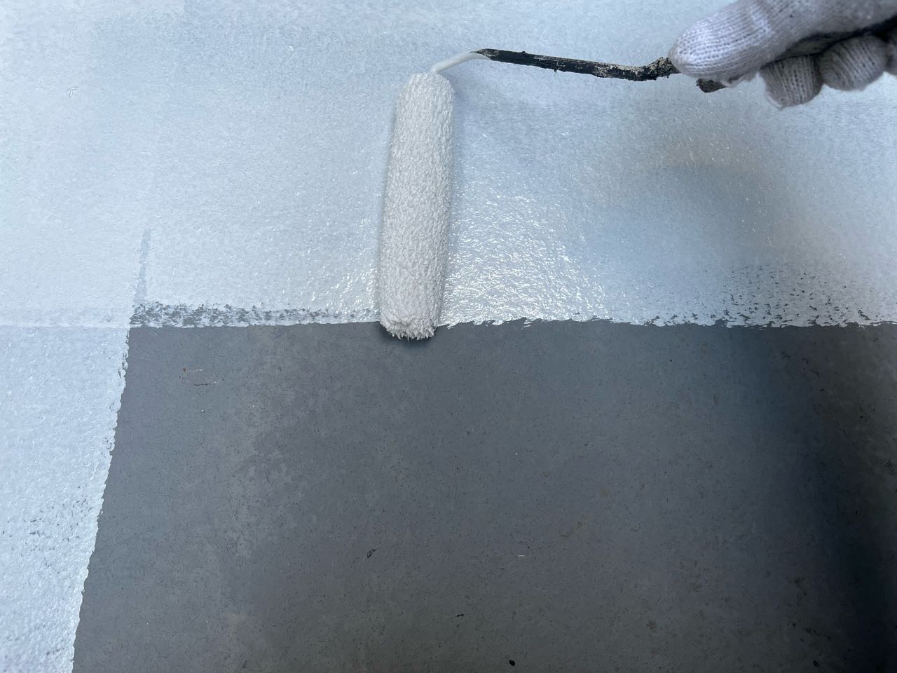 プライマー塗布します。