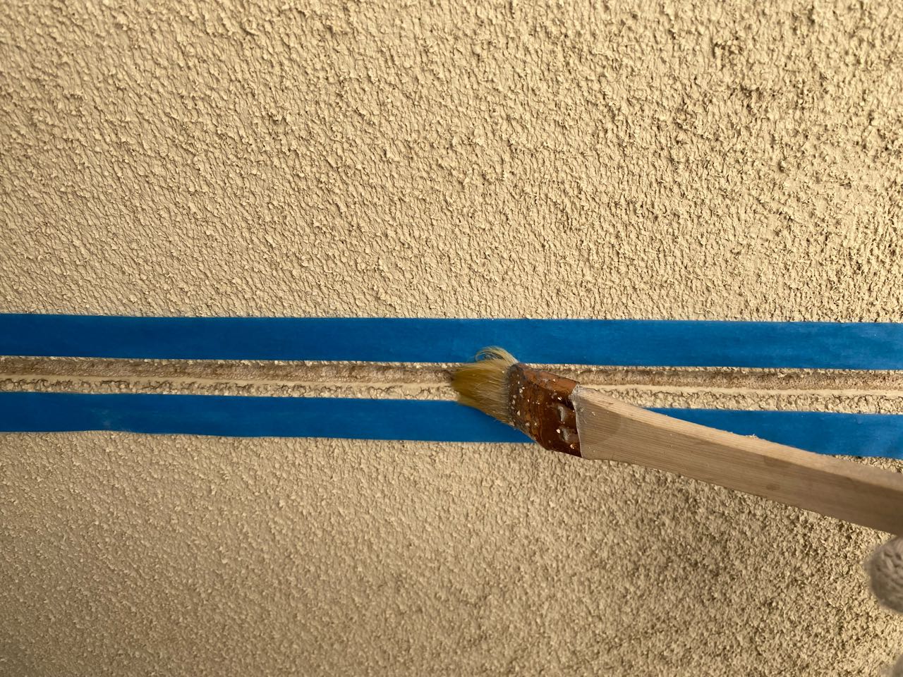 プライマー塗布します。