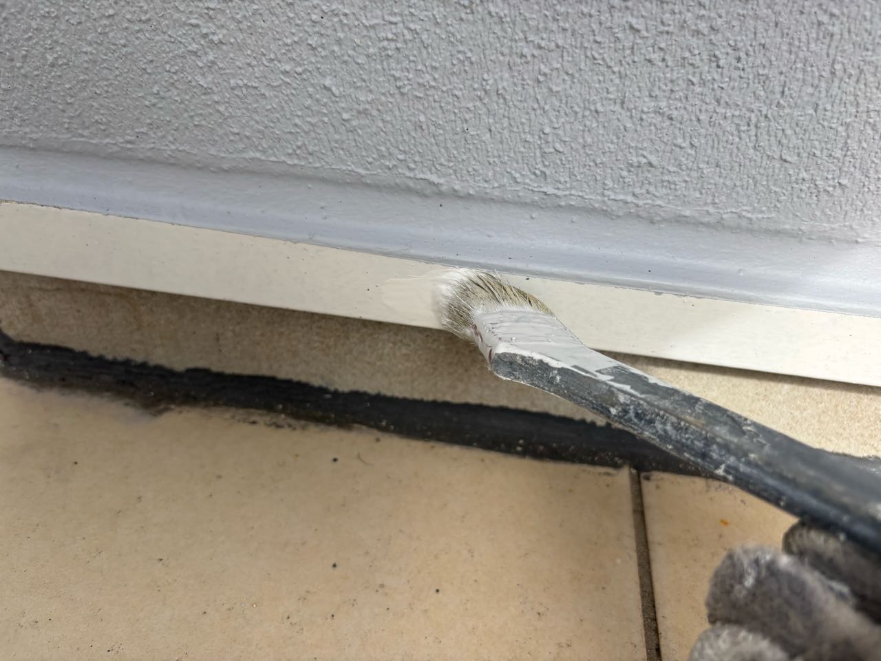 仕上げ塗装2回目です。