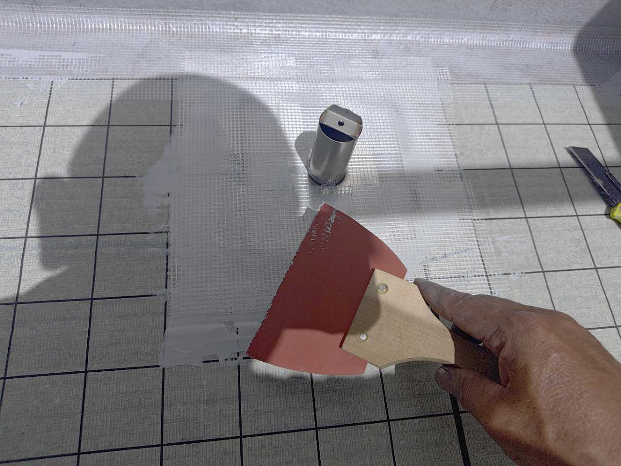 脱気筒を取付けます。