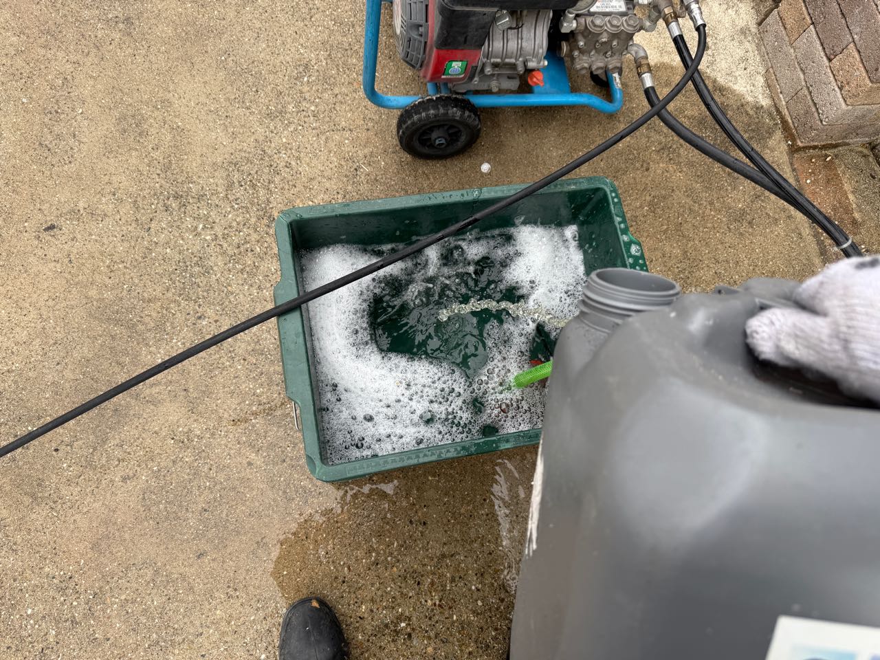 バイオ洗浄原液混入。