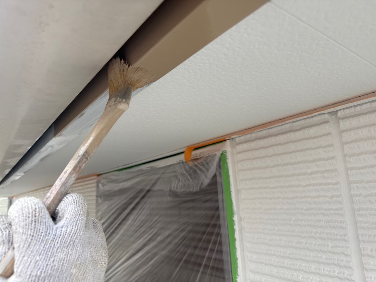 仕上げ塗装2回目です。