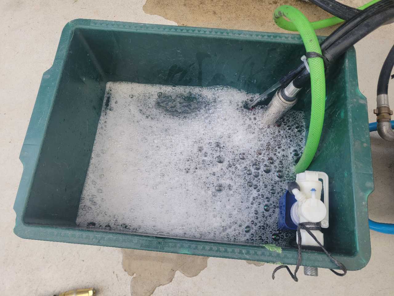 バイオ洗浄原液撹拌。