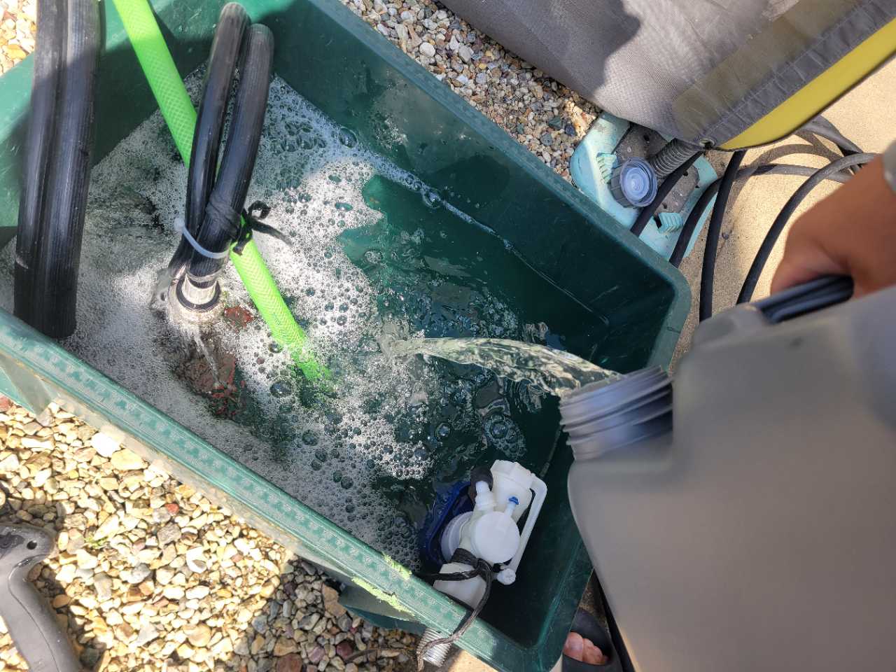 バイオ洗浄原液混入。