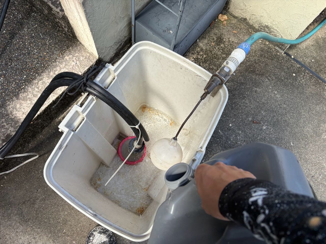 バイオ洗浄原液混入。