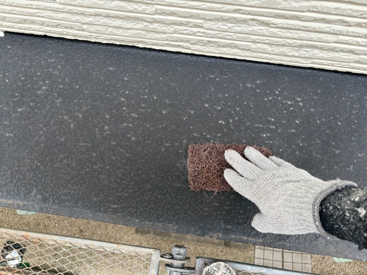 ケレン作業です。
