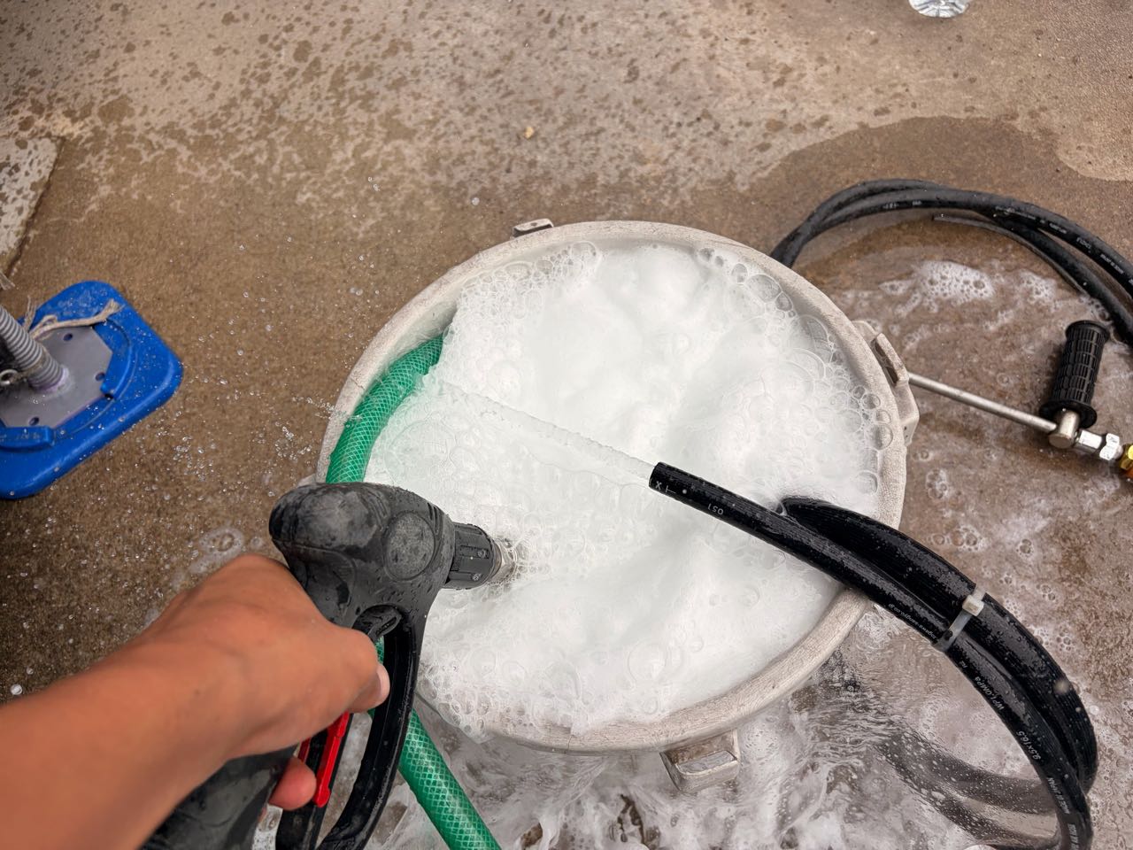 バイオ洗浄原液撹拌。