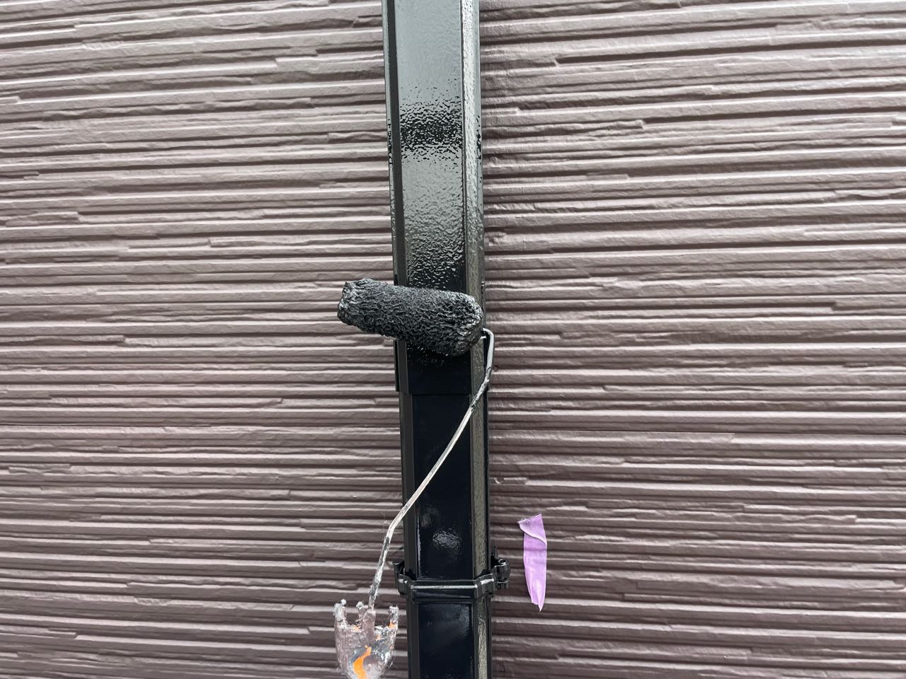 仕上げ塗装2回目です。