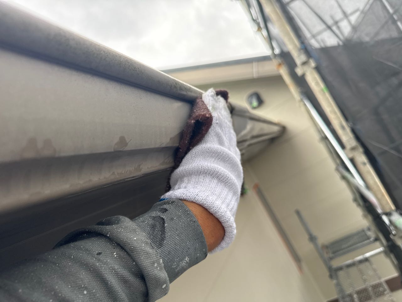ケレン作業です。