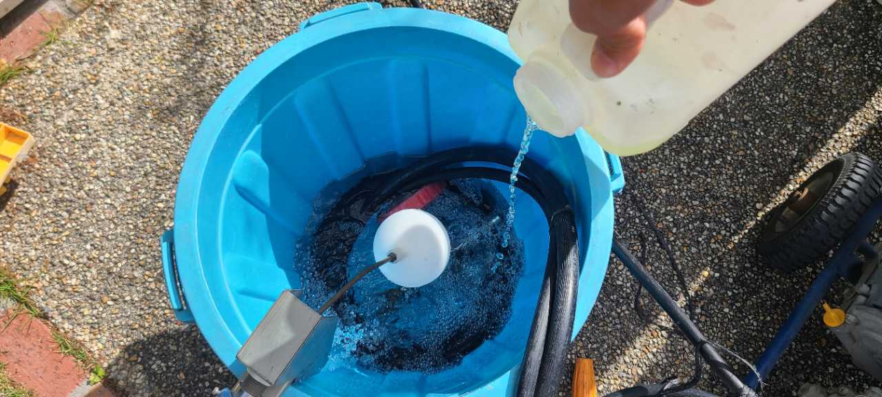 バイオ洗浄原液混入。
