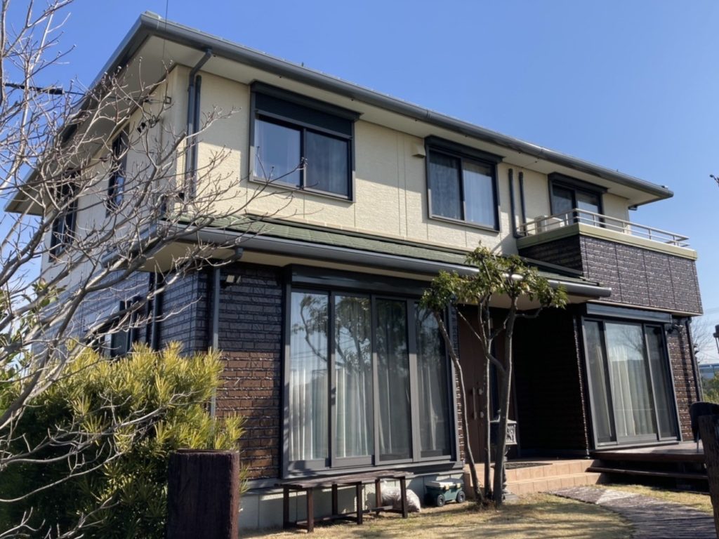 築20年パナホーム様施工のお住まいのみよし市打越町 H様邸 外壁塗装施工事例