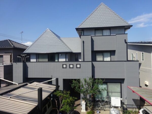 岡崎市中島西町  Y様邸 外壁塗装・ベランダ防水・屋根塗装施工事例　リフォームスタジオニシヤマ