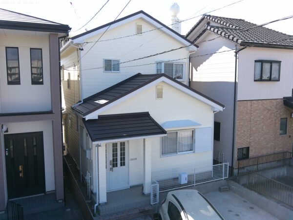 一般工務店様施工のお住まいの刈谷市野田新町 W様邸 外壁塗装・屋根カバー工事施工事例