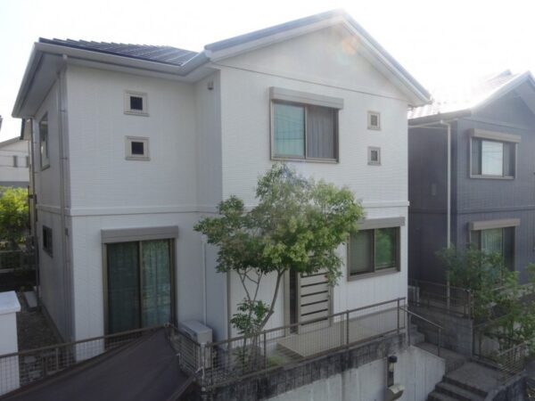 トヨタホーム様施工のお住まいの岡崎市稲熊町 J様邸 外壁塗装・ベランダ防水施工事例