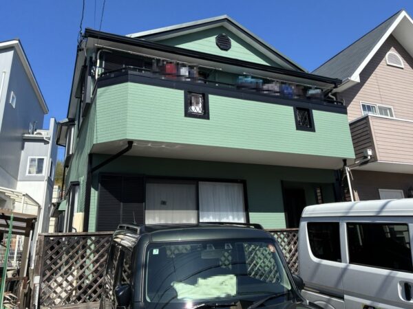 東郷町春木 M様邸 外壁塗装・ベランダ防水・屋根カバー工法施工事例　リフォームスタジオニシヤマ