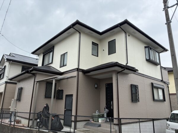 一般工務店様施工のお住まいの豊明市阿野町 S様邸 外壁塗装・ベランダ防水・屋根塗装施工事例
