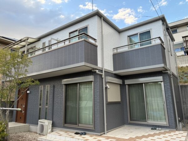 トヨタホーム様施工のお住まいの岡崎市桑原町 H様邸 外壁塗装・ベランダ防水・屋上防水施工事例